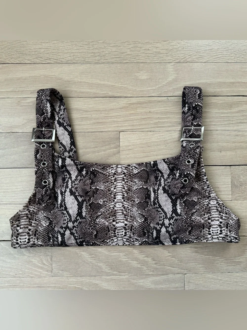 Frankie’s Bikinis Swimwear Stormy Buckle Snake Print‎ Set, Top: L, Bottoms: S